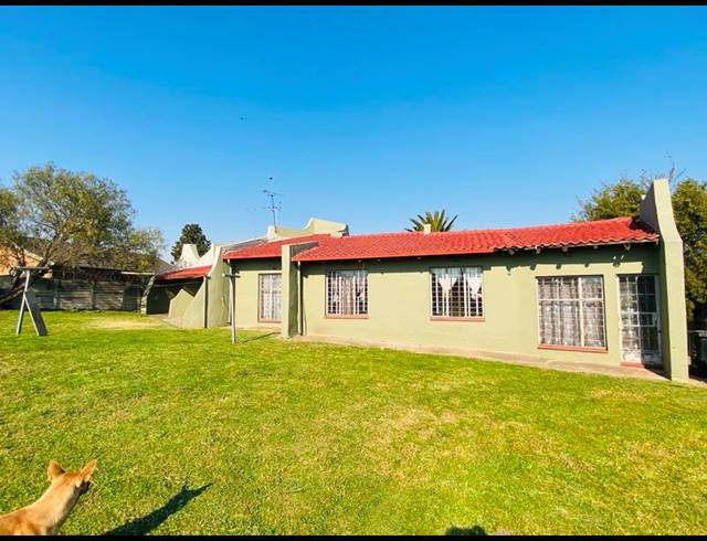 3 BEDROOM PROPERTY TO RENT IN BIRCHLEIGH NORTH